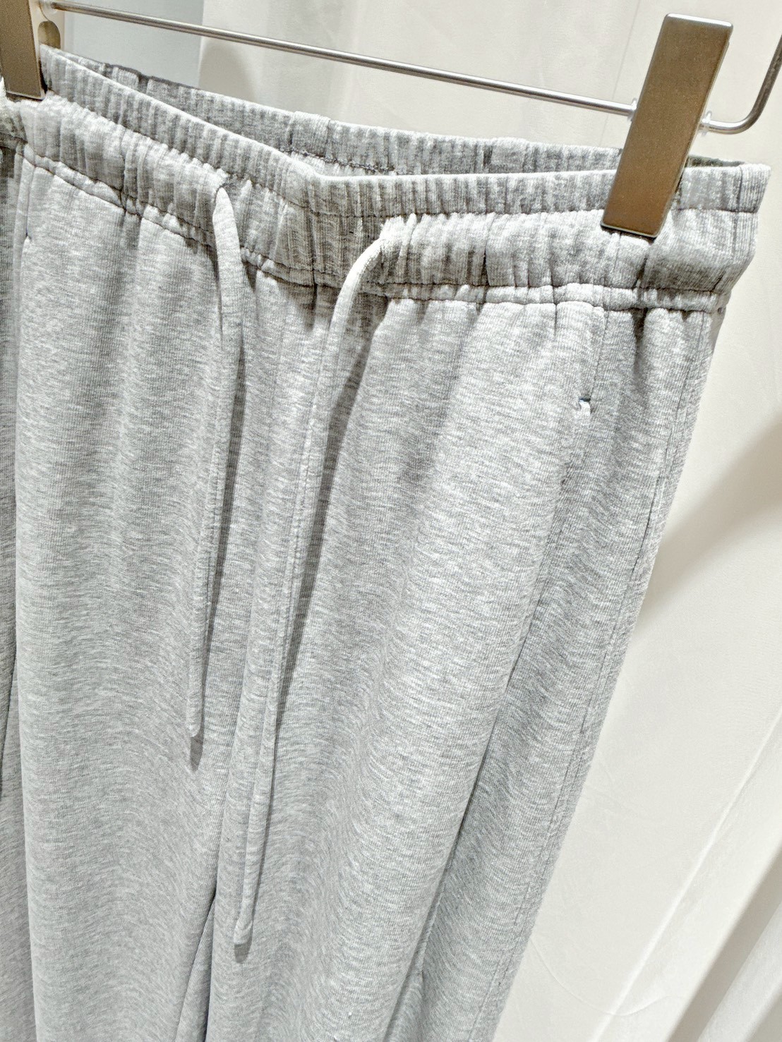 B100.顯瘦側拼接後單邊口袋休閒長褲