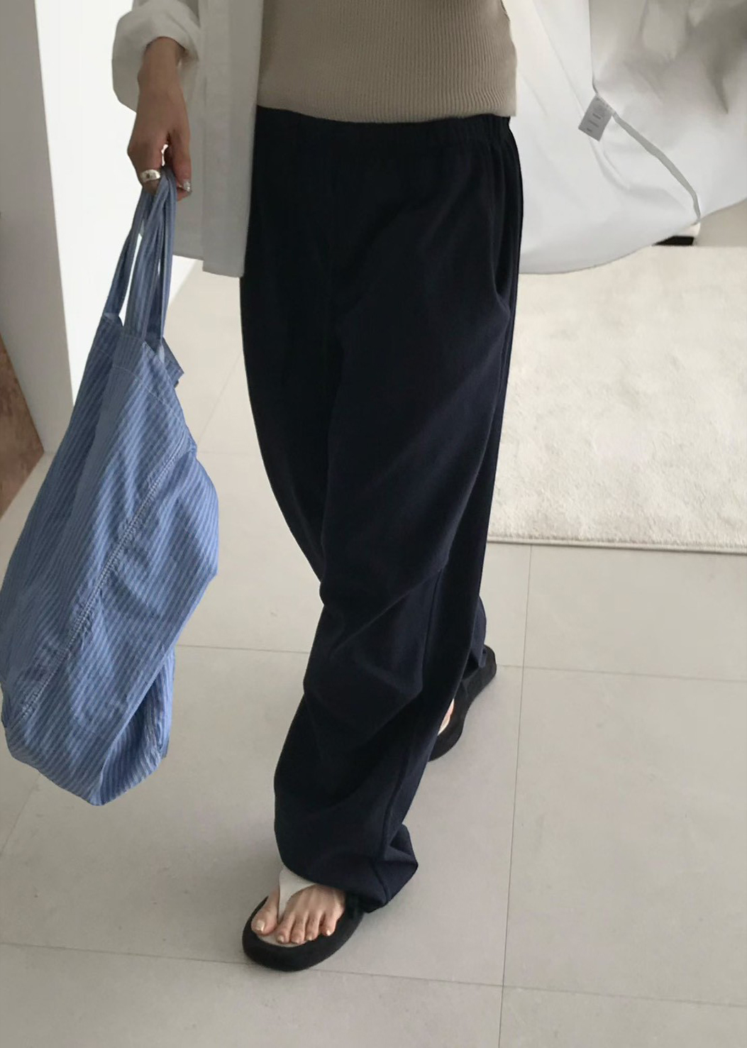 B56.小V家特殊抓褶休閒褲