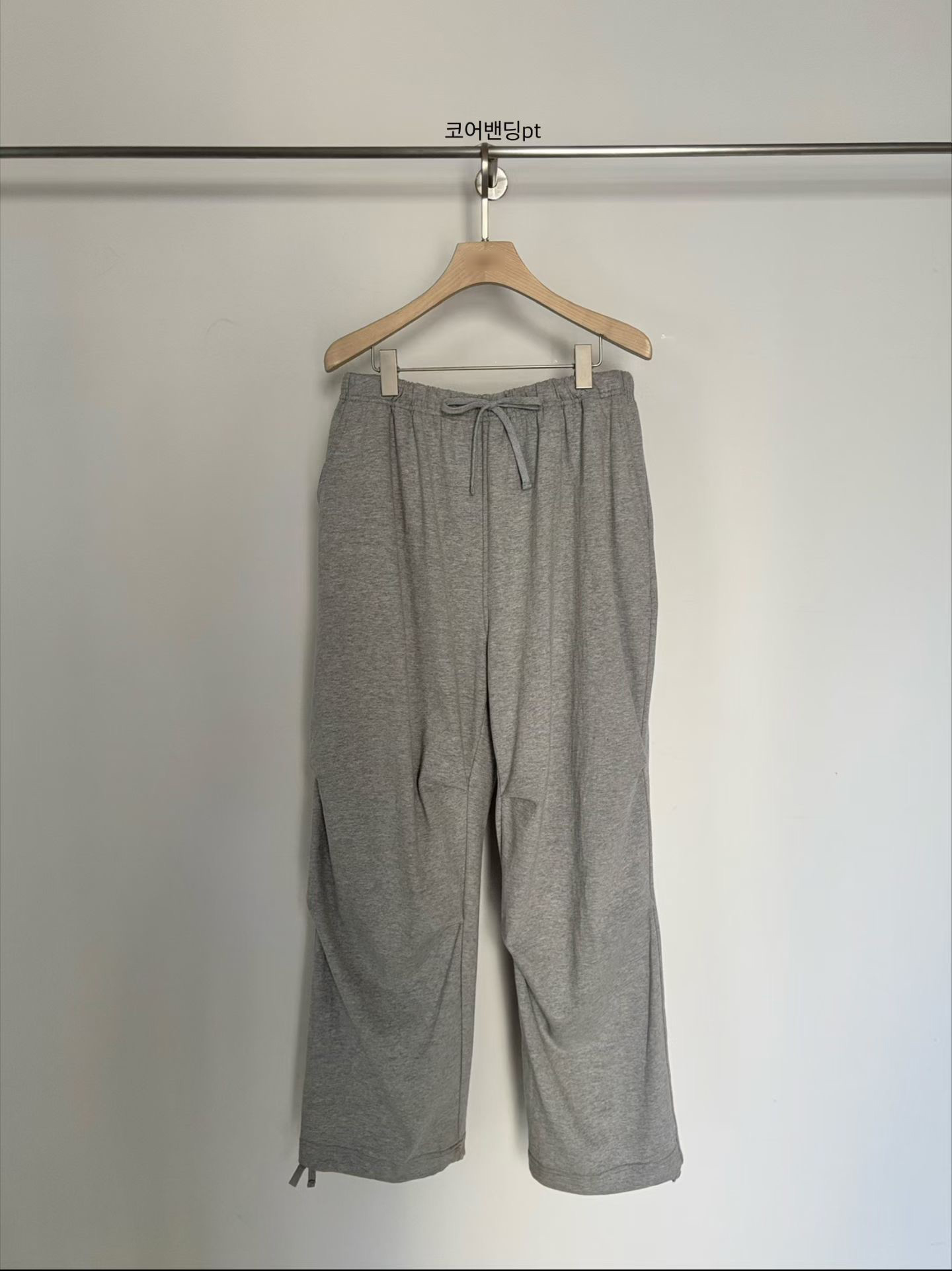 B56.小V家特殊抓褶休閒褲