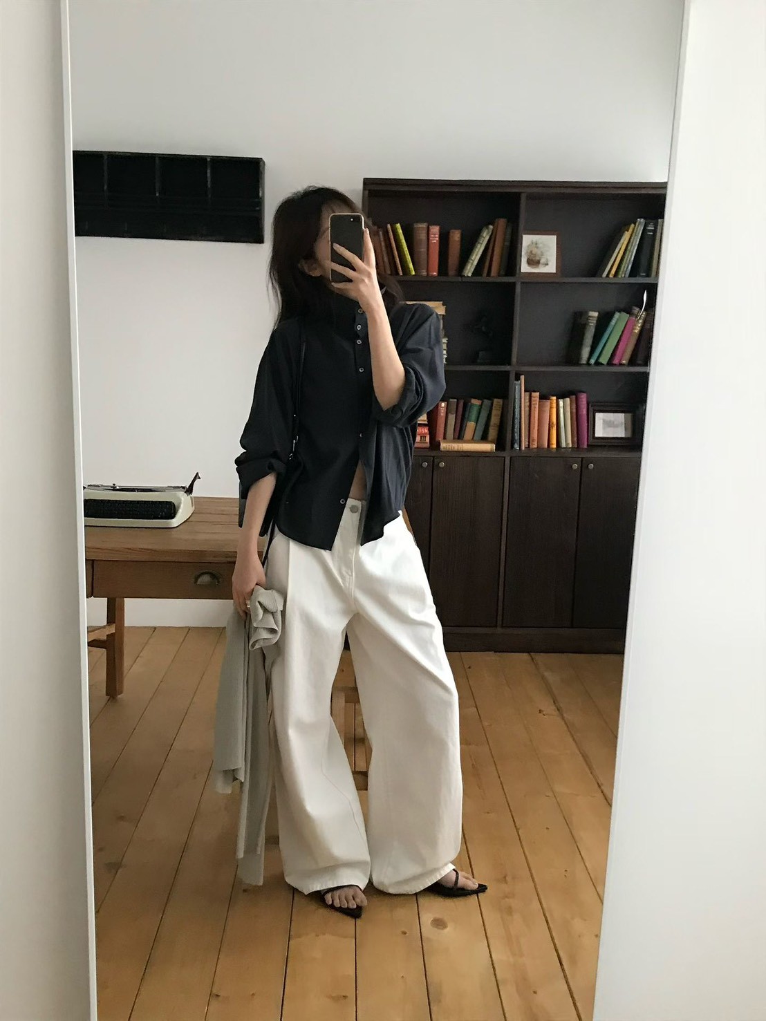 B75.小V家都會前壓褶長褲