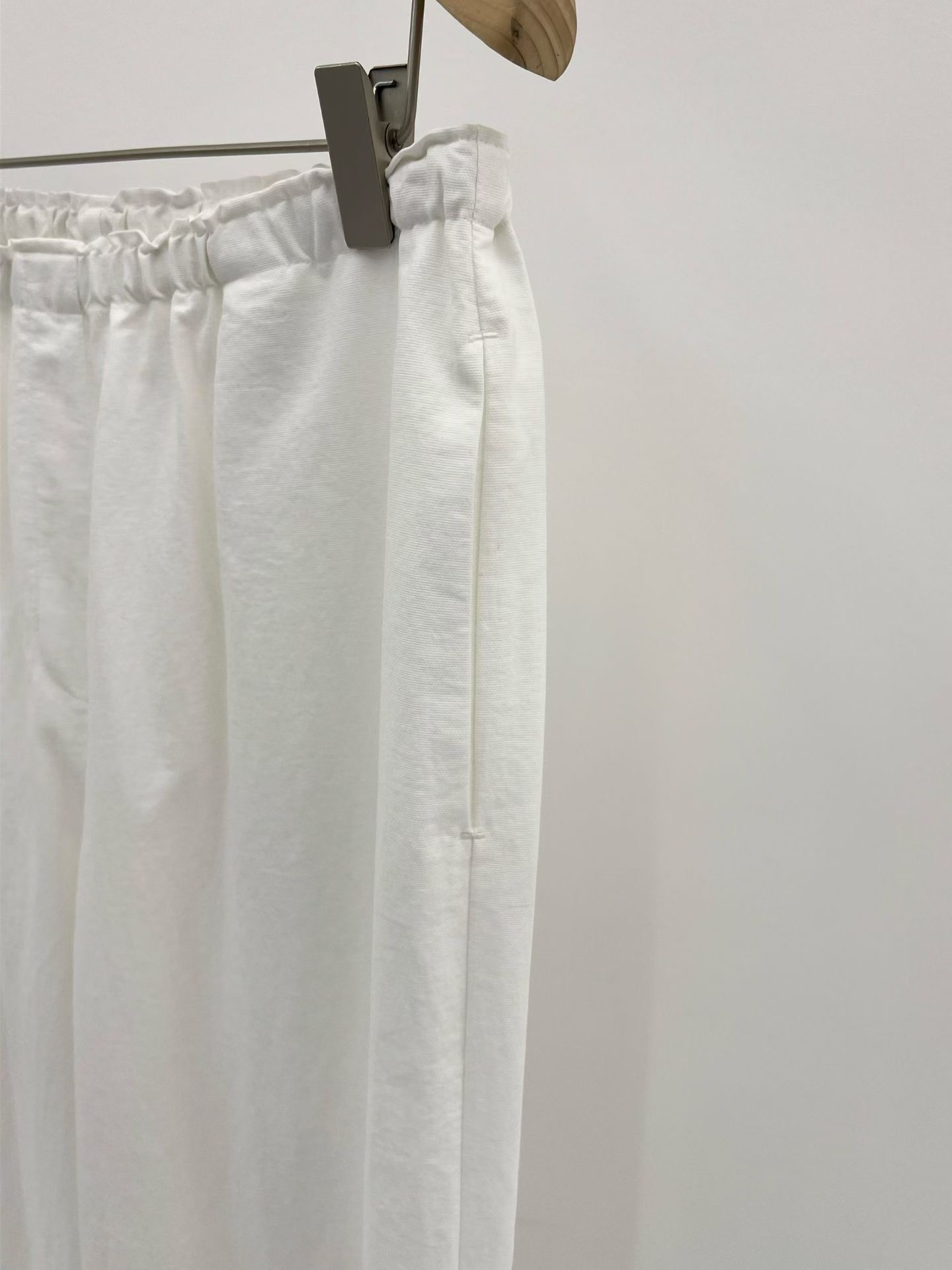 B32.大V家鬆緊腰休閒褲