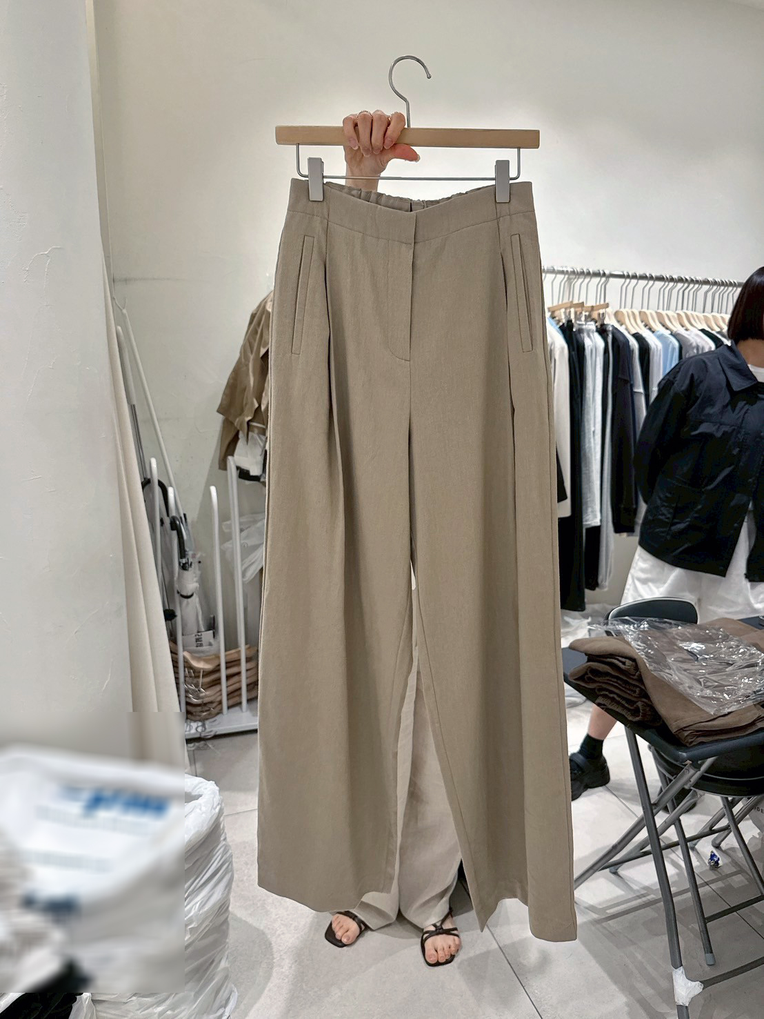 A59.小臉歐膩亞麻混紡打褶褲