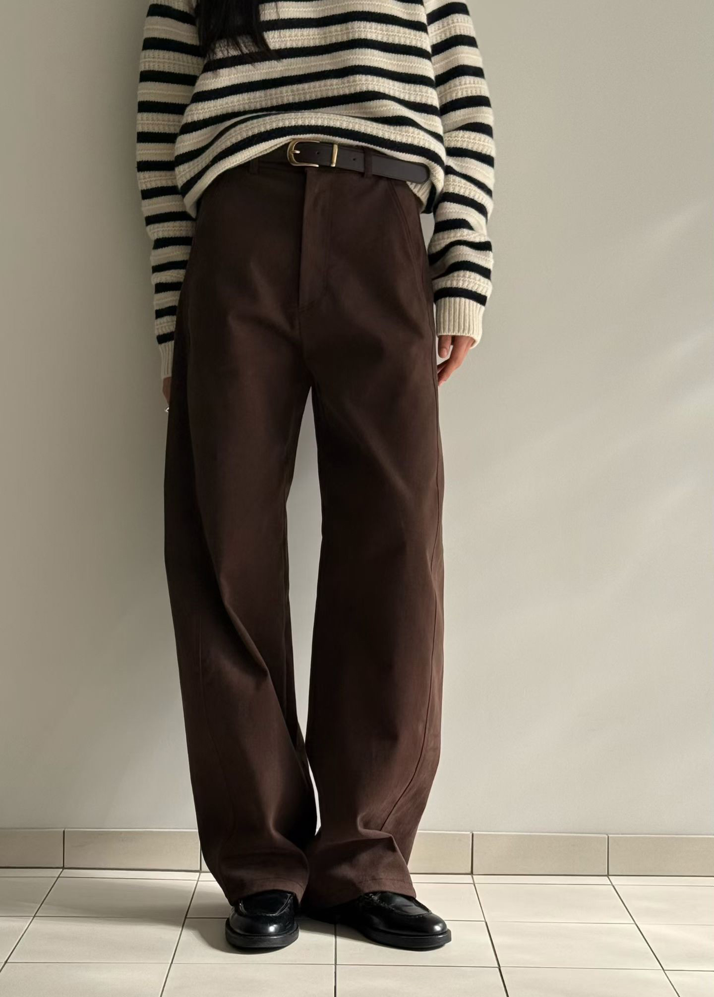 B39.瘦瘦歐膩入冬大地休閒褲