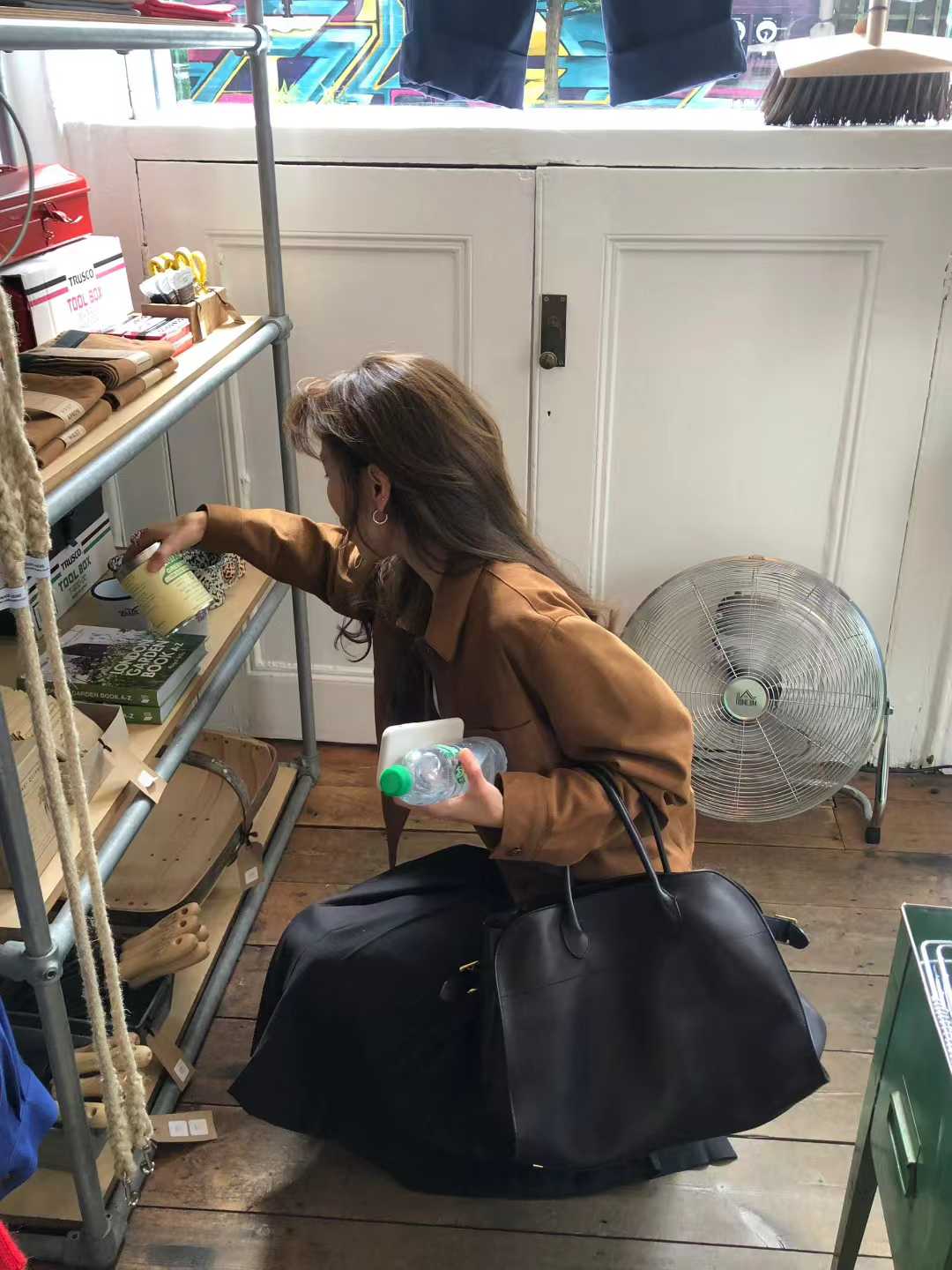 A05.顏值家復古中心壓摺A字裙