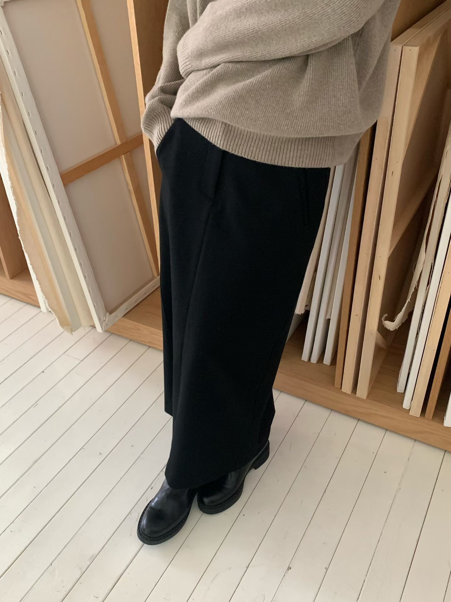 B66.纖瘦家修身後開釵長裙