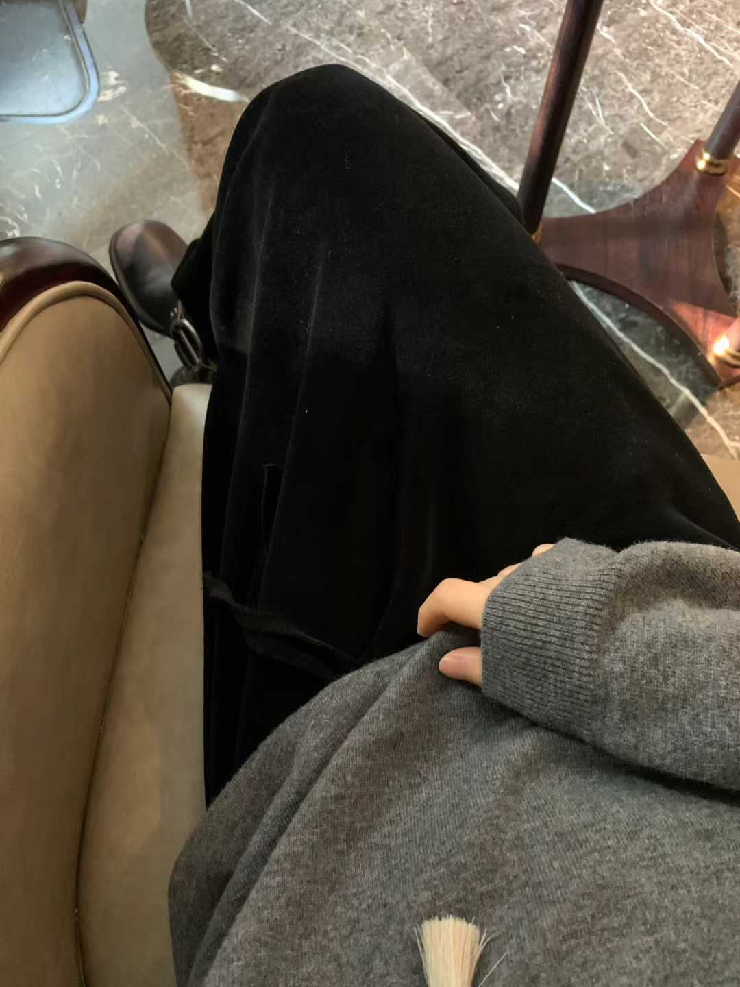 A45.顏值家柔軟絨面顯瘦裙