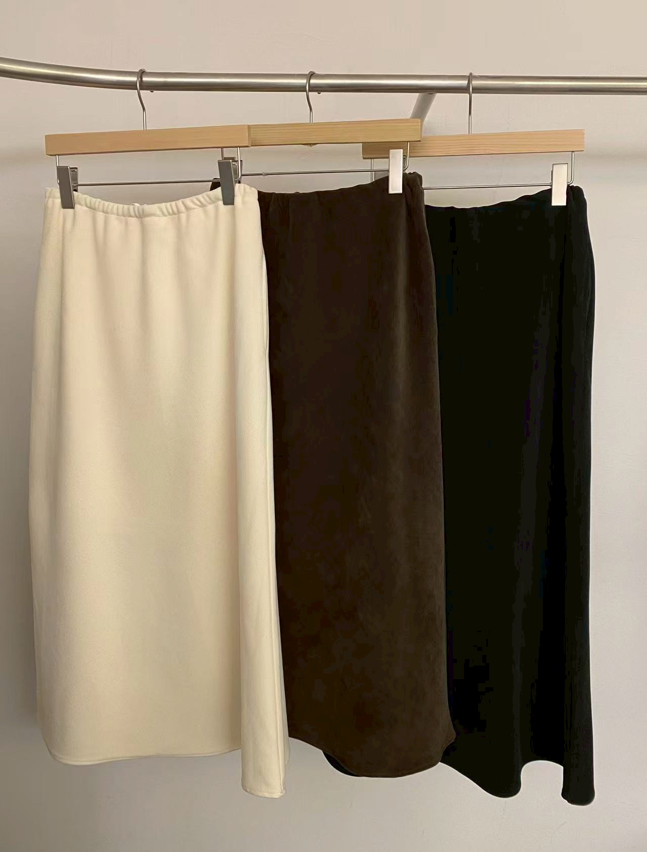 B16.顯瘦舒適鬆緊腰垂墜長裙