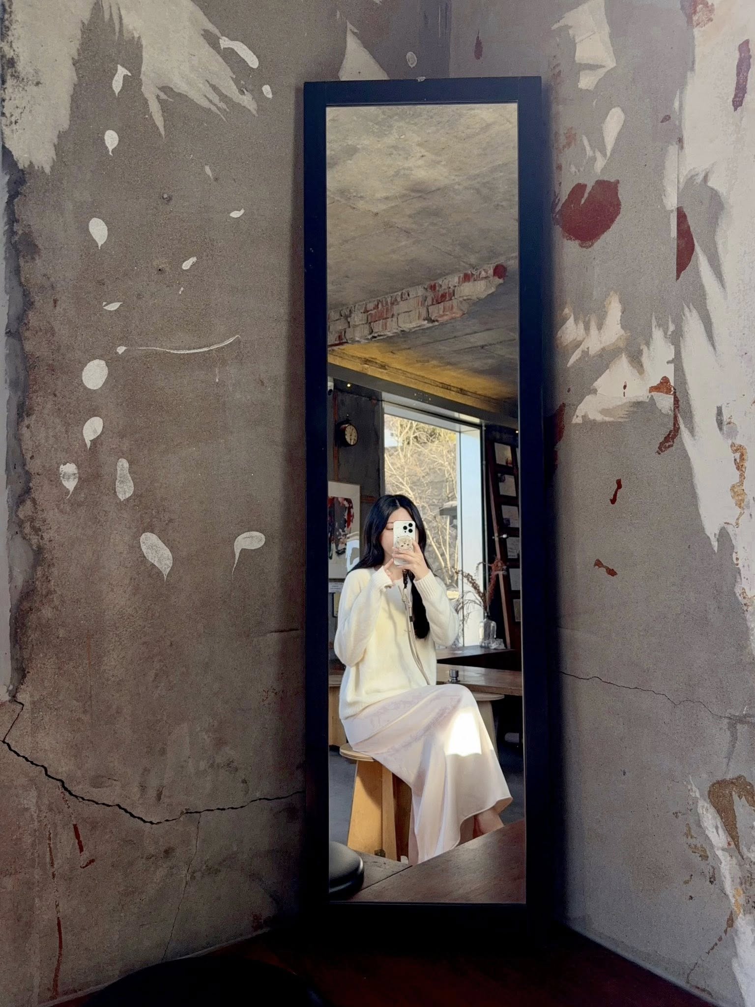 B46.微光澤拉繩修身長裙