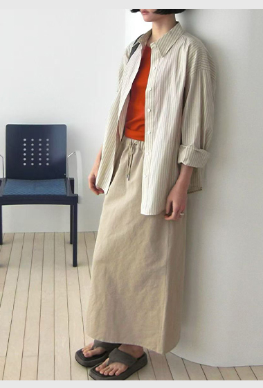 A29.JP家自在後開衩休閒裙