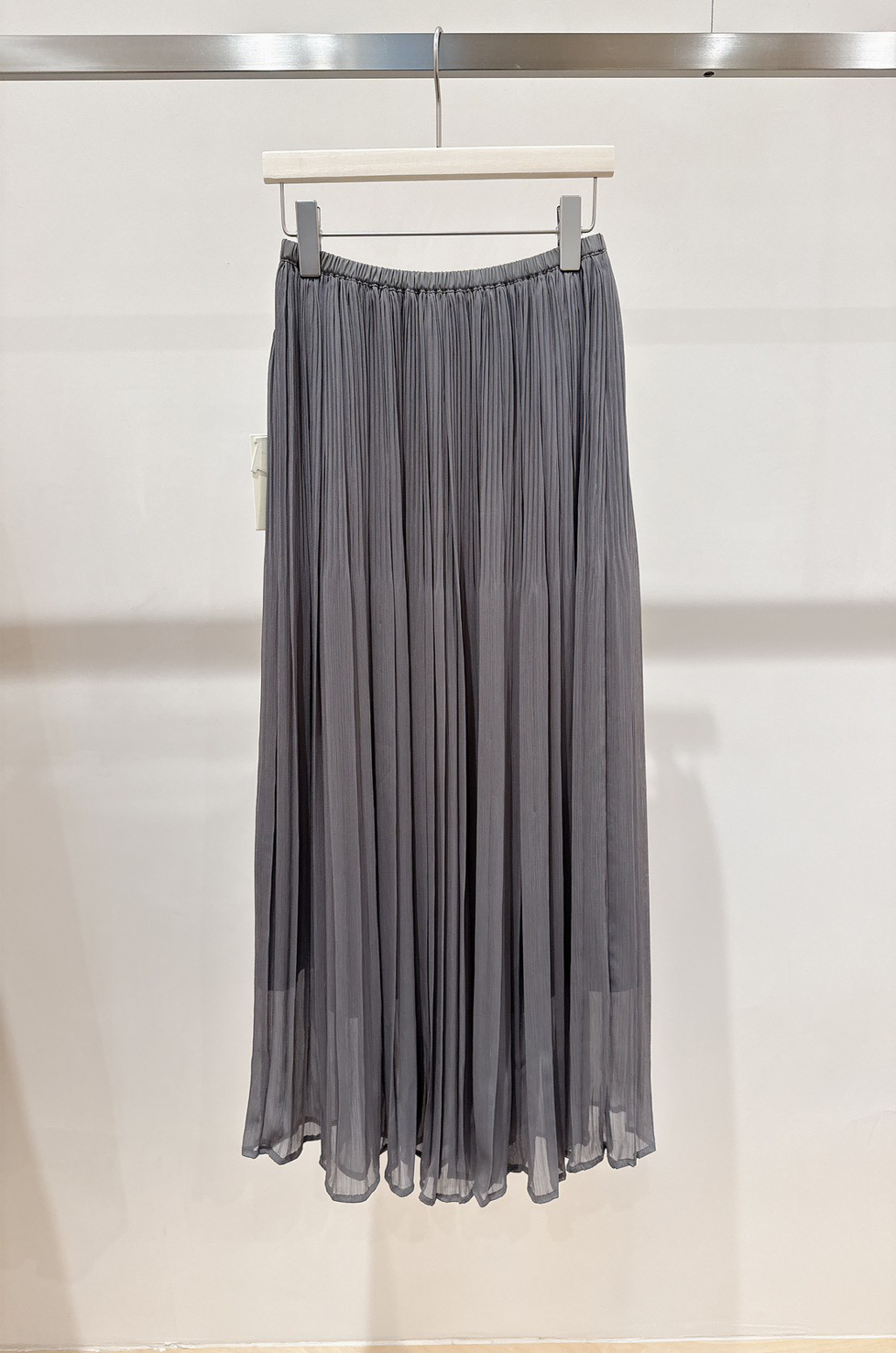 B05.淡雅飄逸細百褶長裙