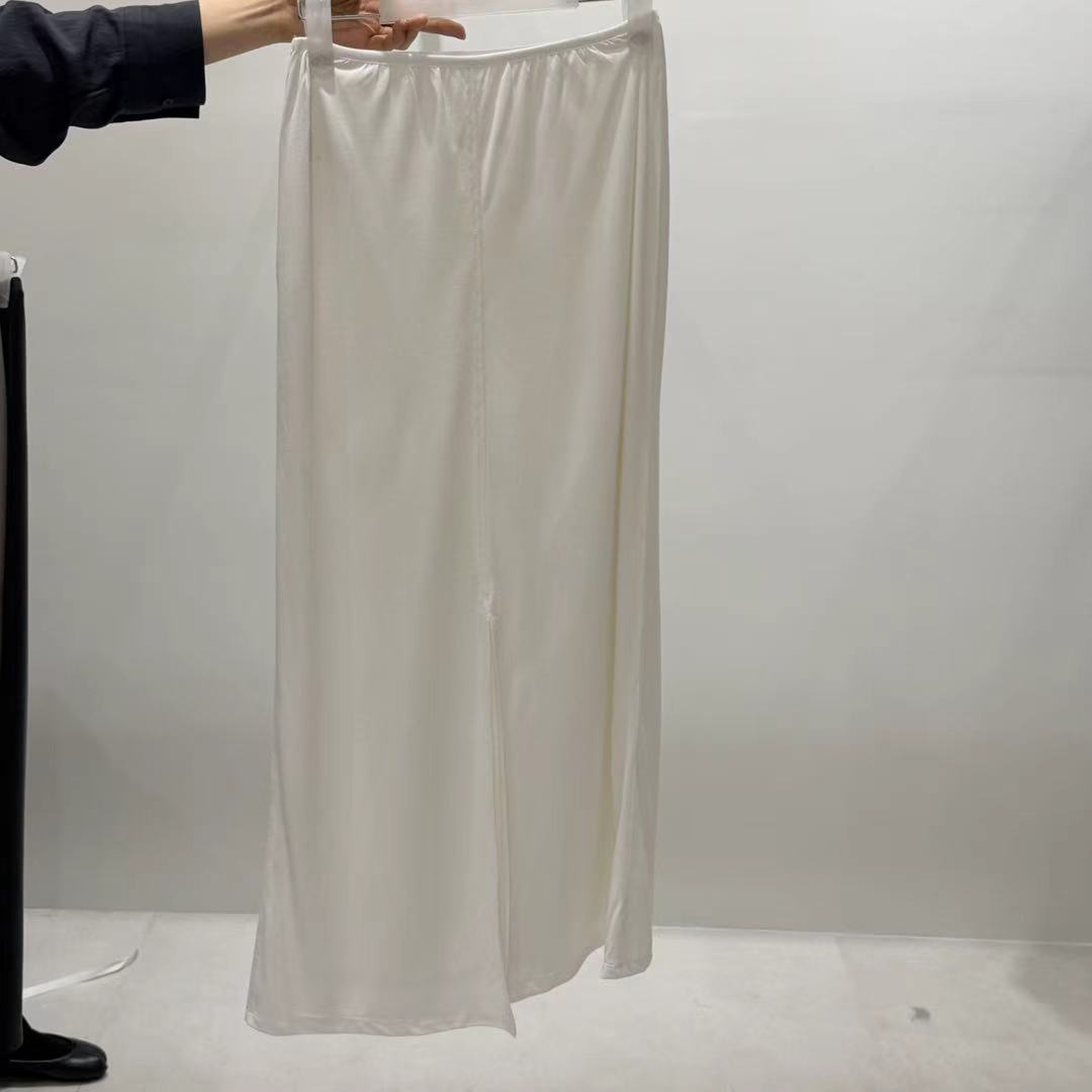 A41.質感家溫柔素雅長裙