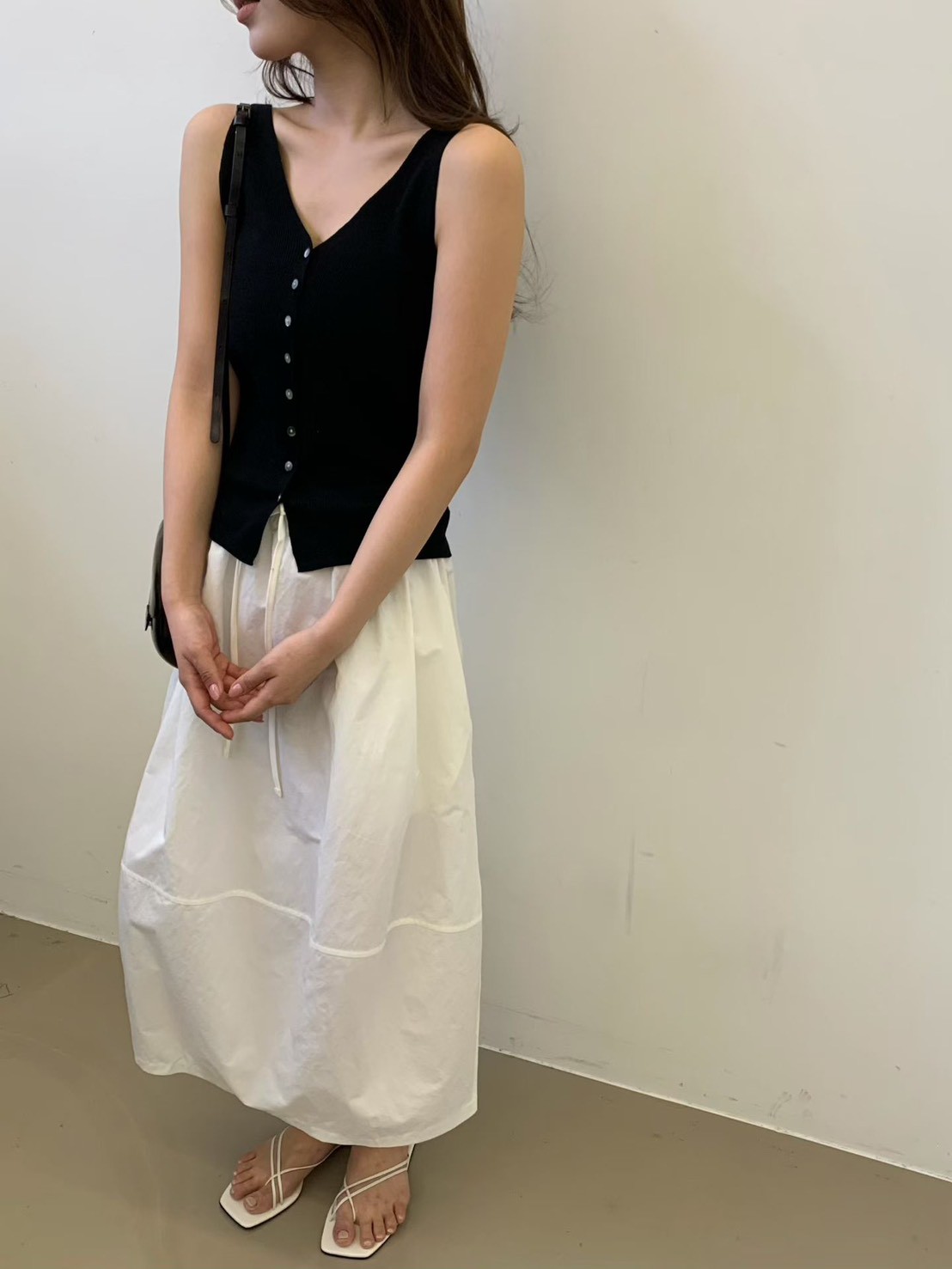 B04.質感家微花苞剪接裙