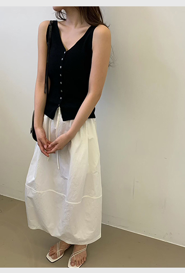 B04.質感家微花苞剪接裙