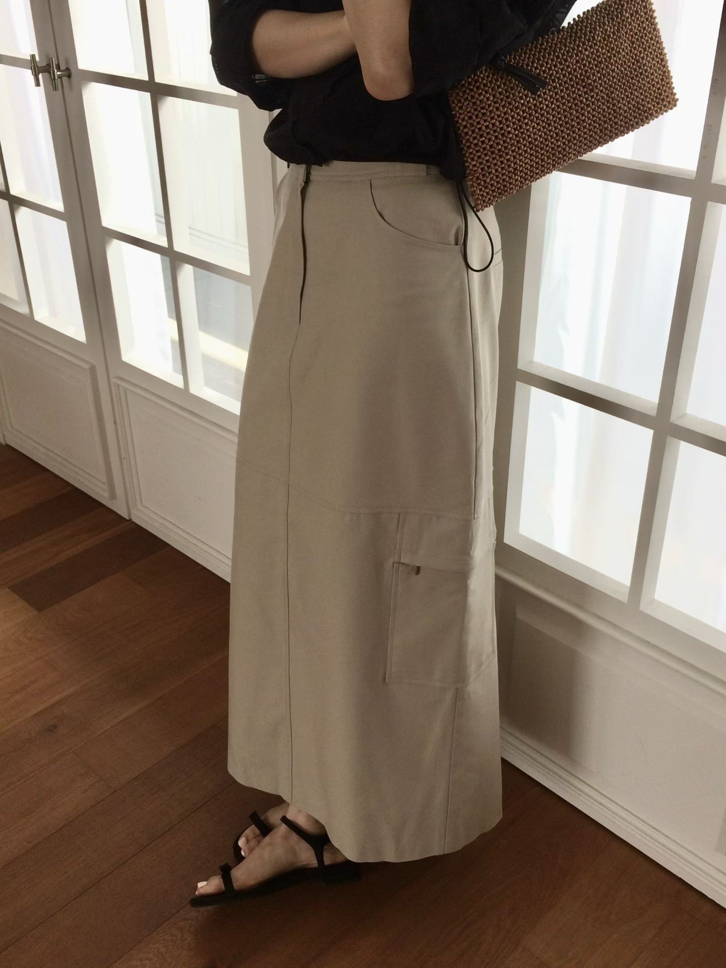 B21.十字剪接素雅工裝裙