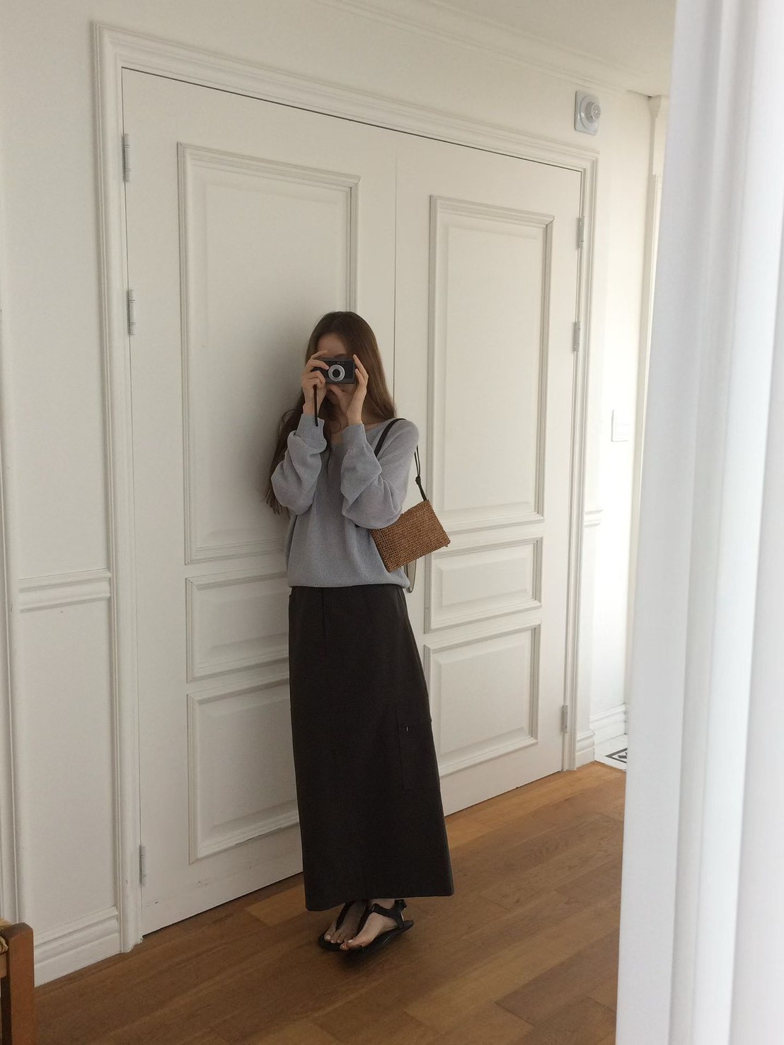 B21.十字剪接素雅工裝裙