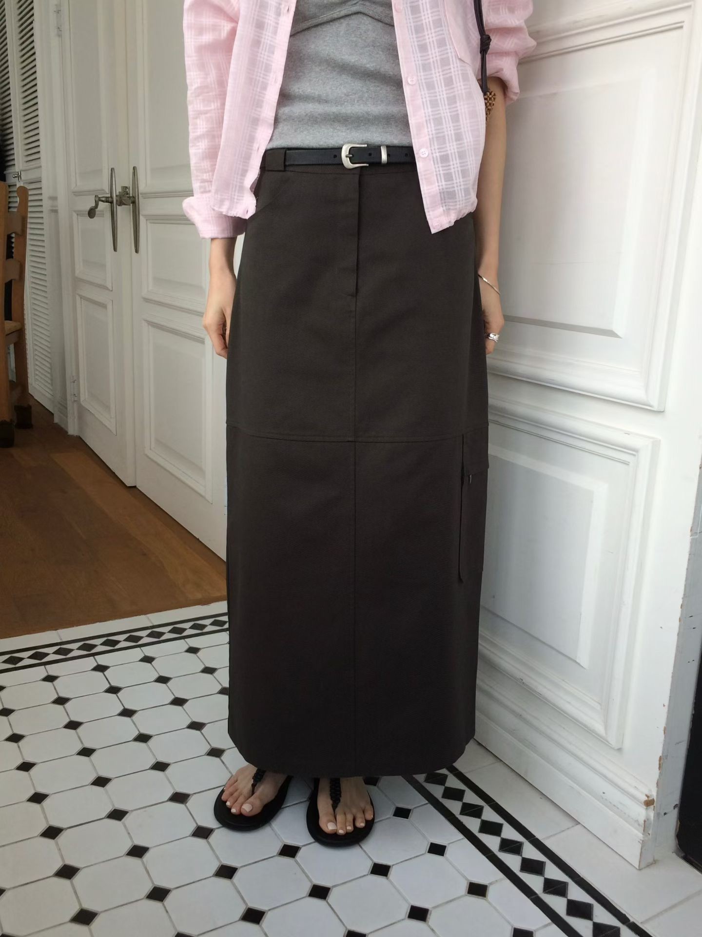 B21.十字剪接素雅工裝裙