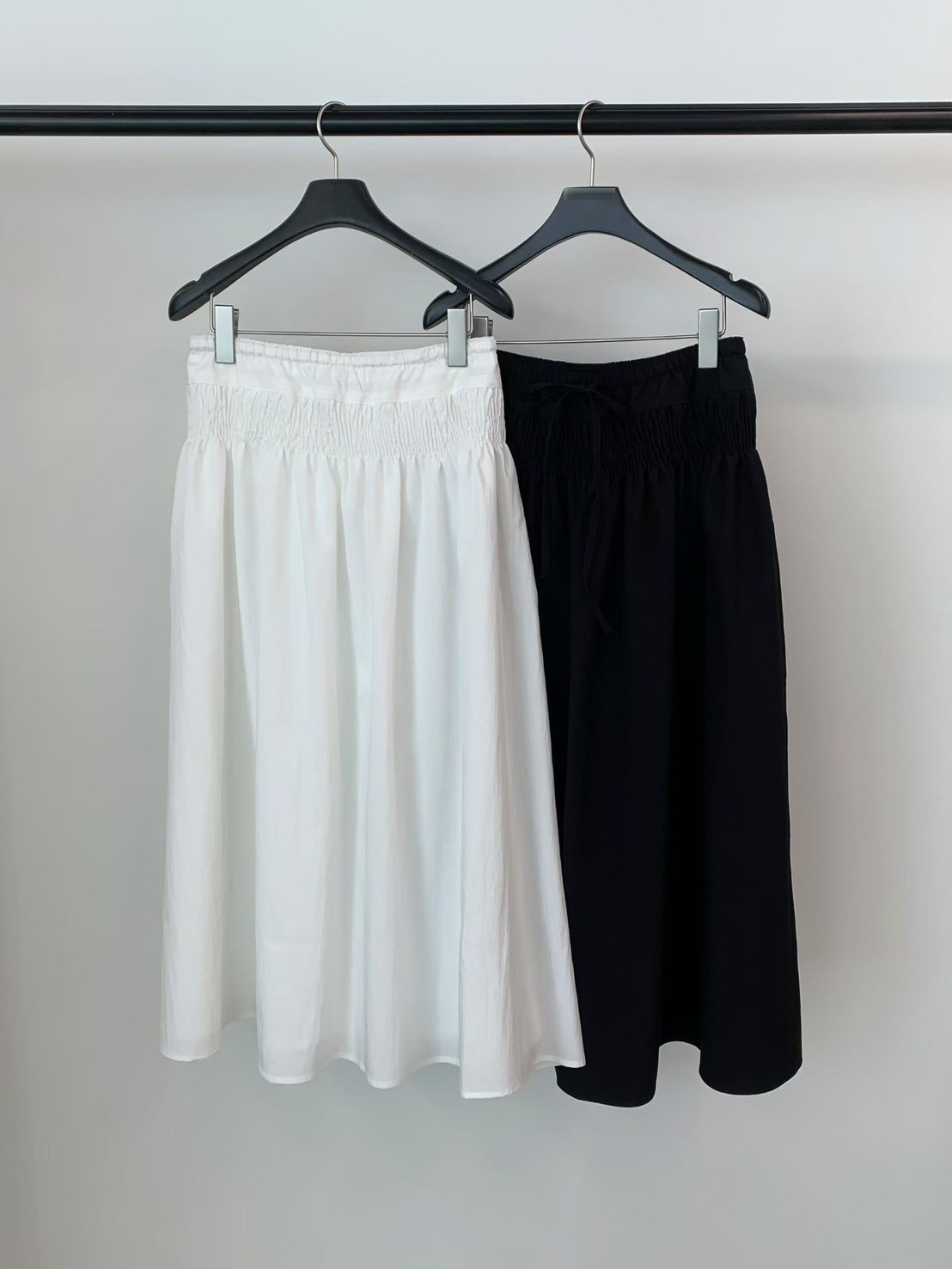 B62.寬腰鬆緊造型飄逸長裙