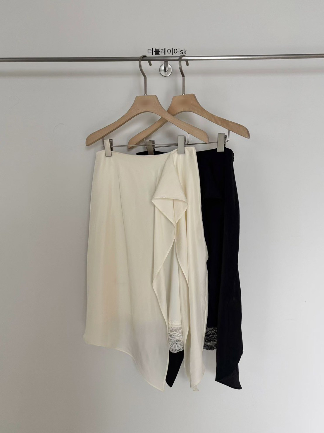 B84.小V家浪漫波浪下擺蕾絲裙