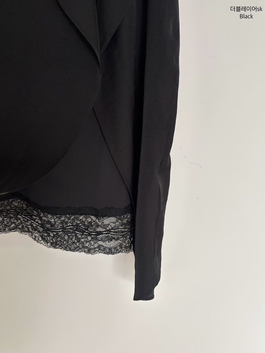 B84.小V家浪漫波浪下擺蕾絲裙