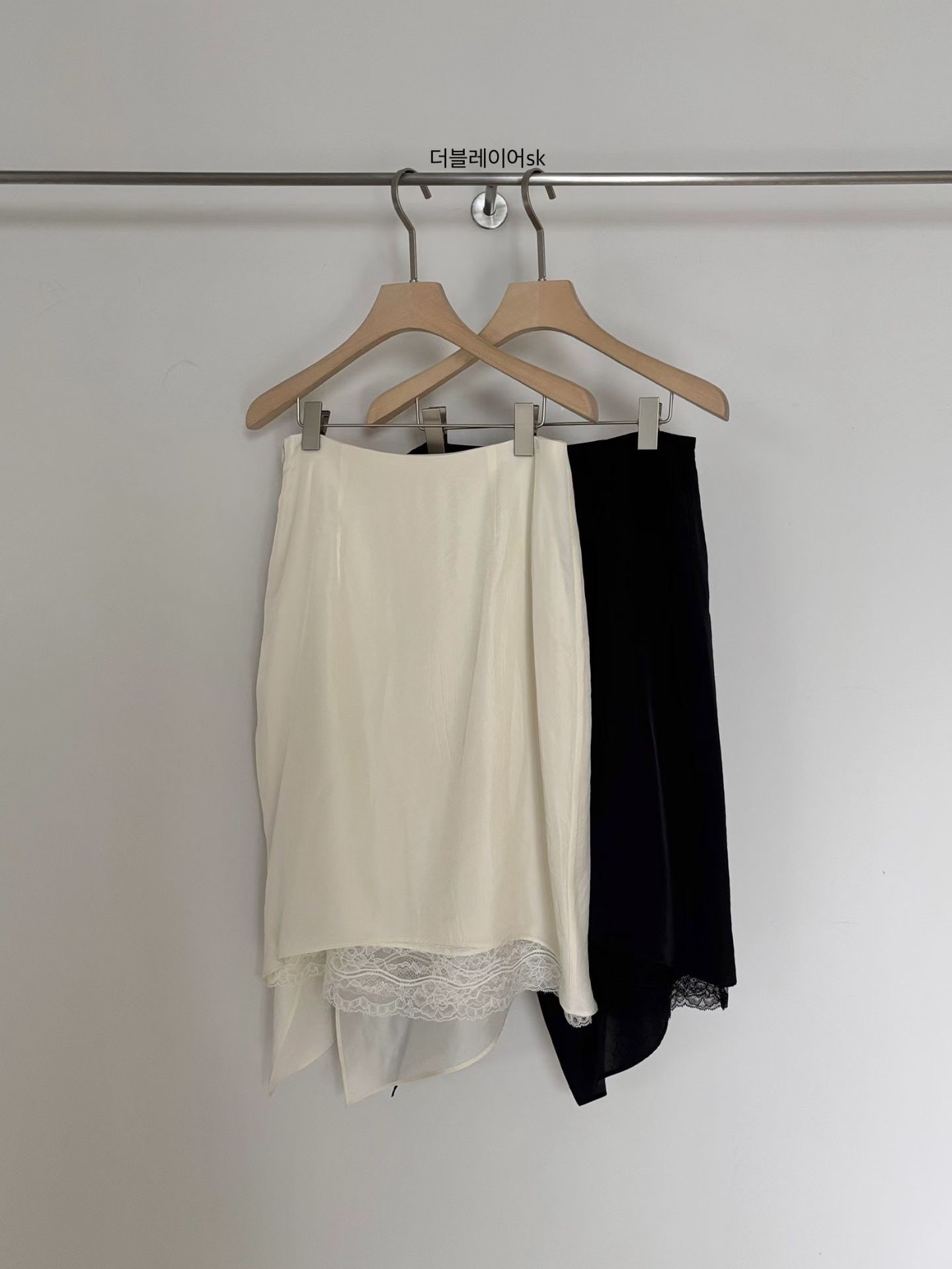 B84.小V家浪漫波浪下擺蕾絲裙