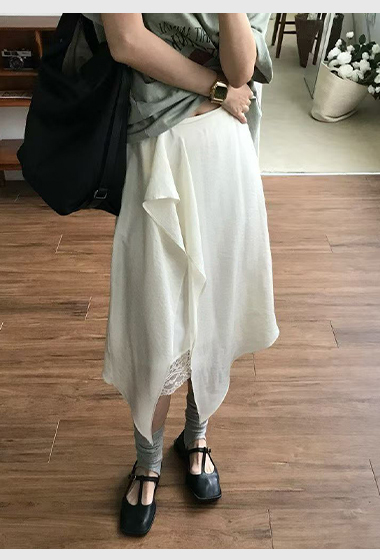 B84.小V家浪漫波浪下擺蕾絲裙