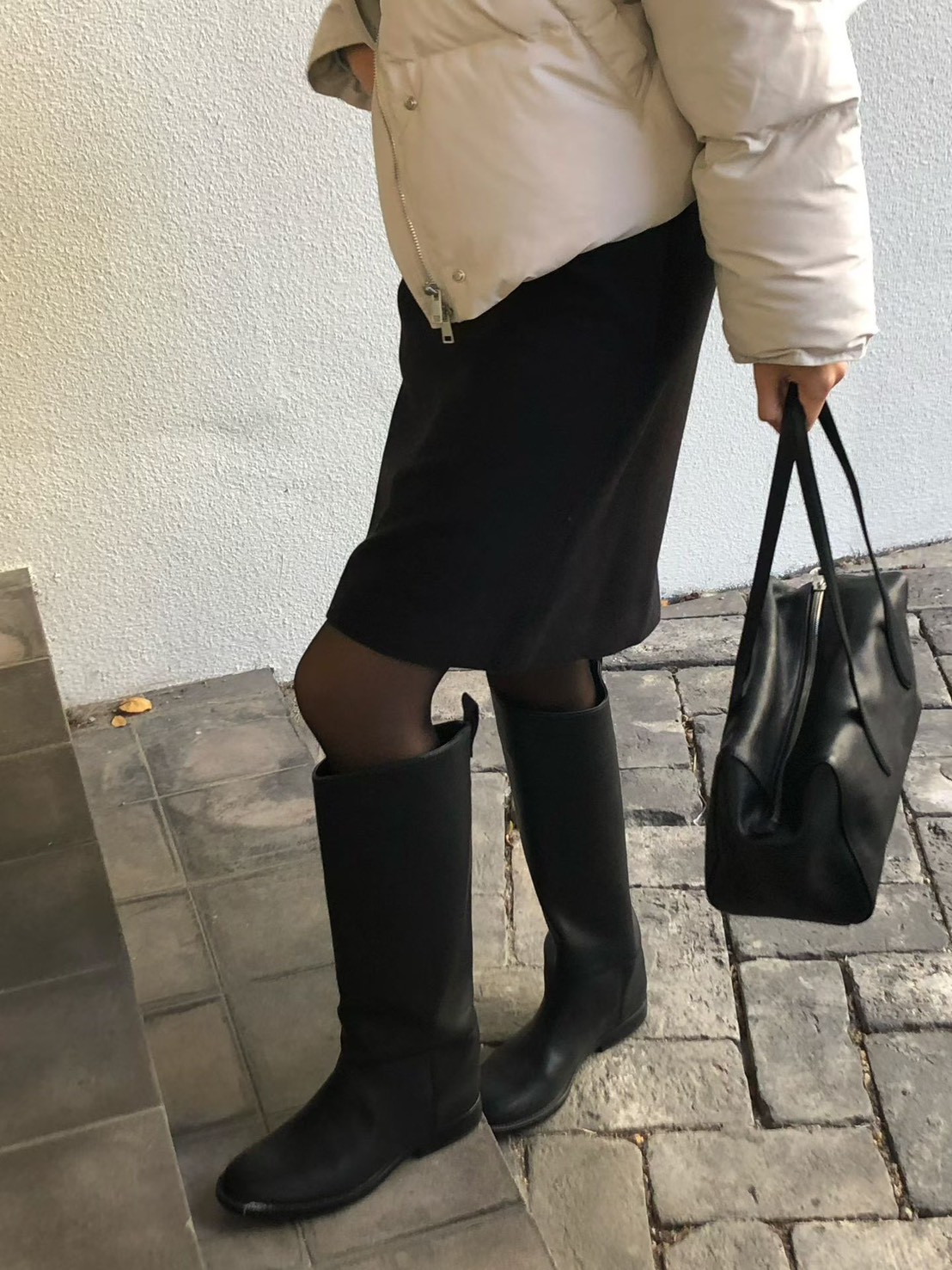 A23.大V家時尚女孩格雷短裙