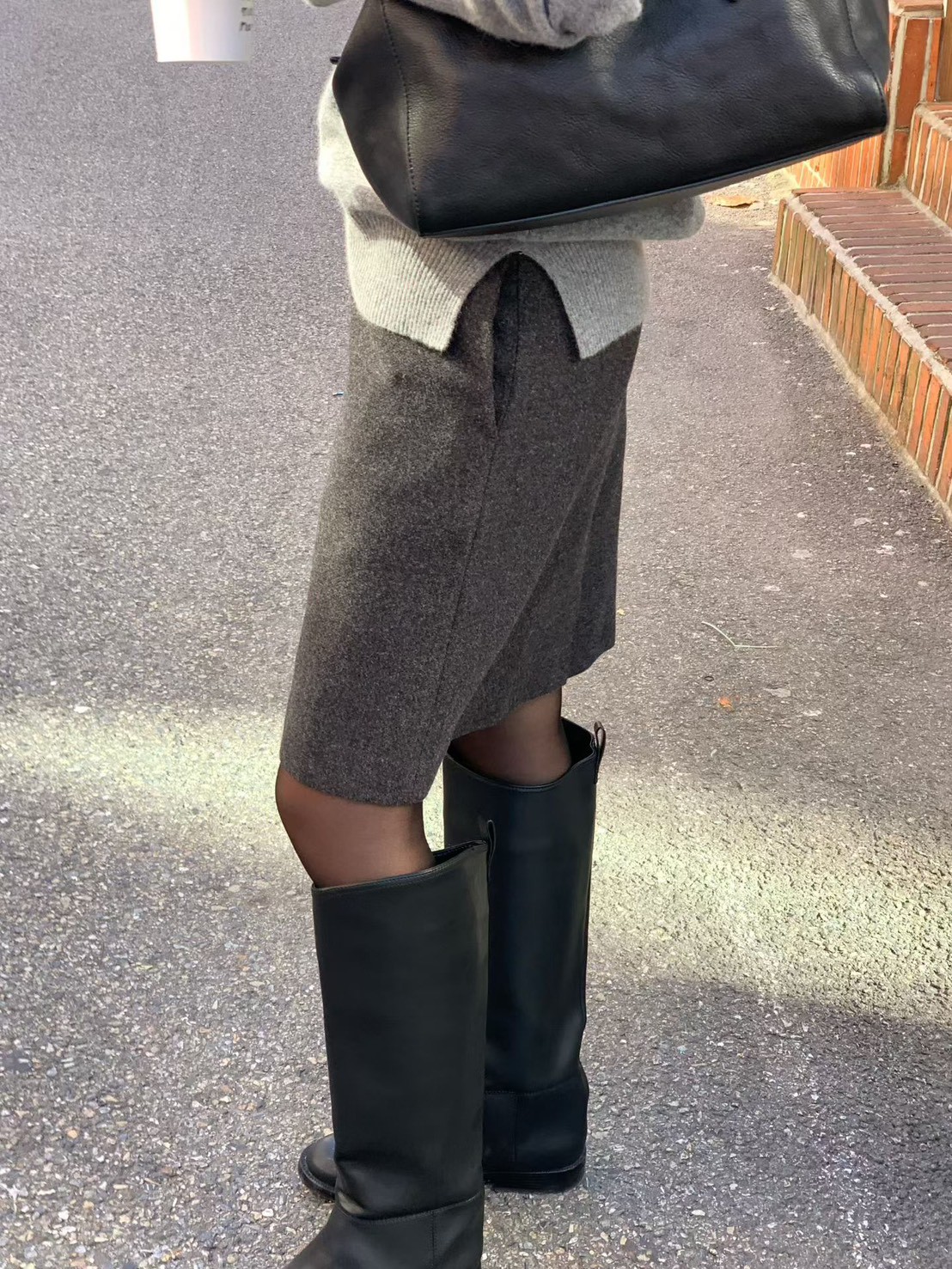 A23.大V家時尚女孩格雷短裙