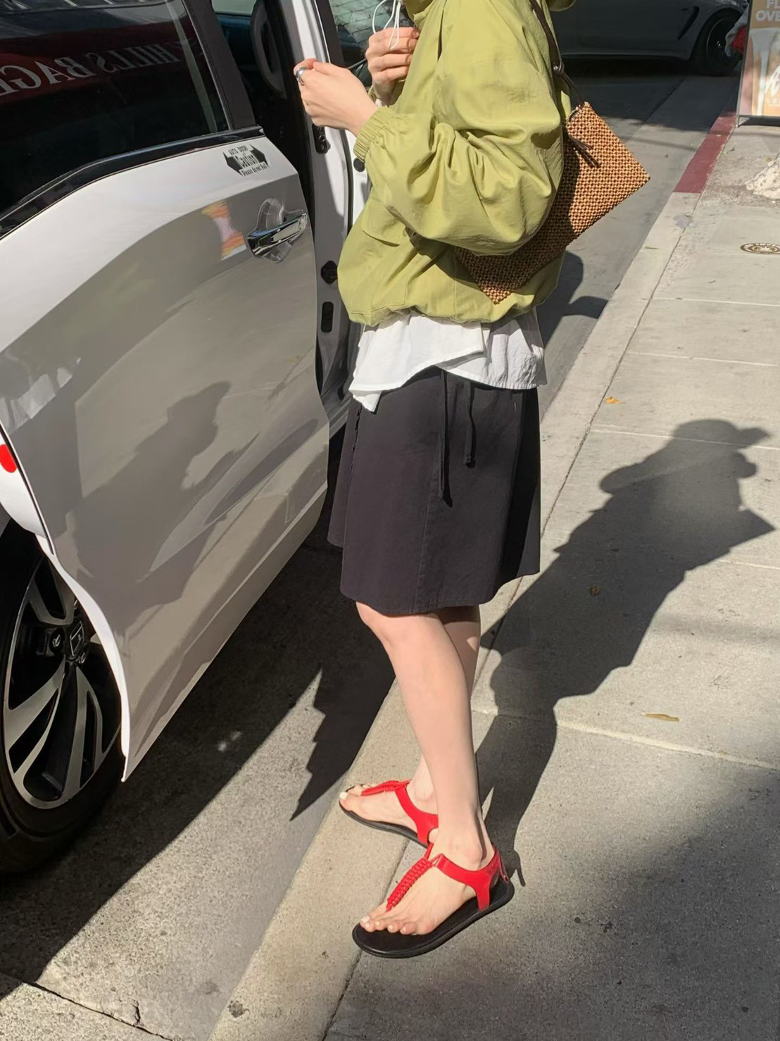 A51.好搭清甜蕾絲剪接短裙