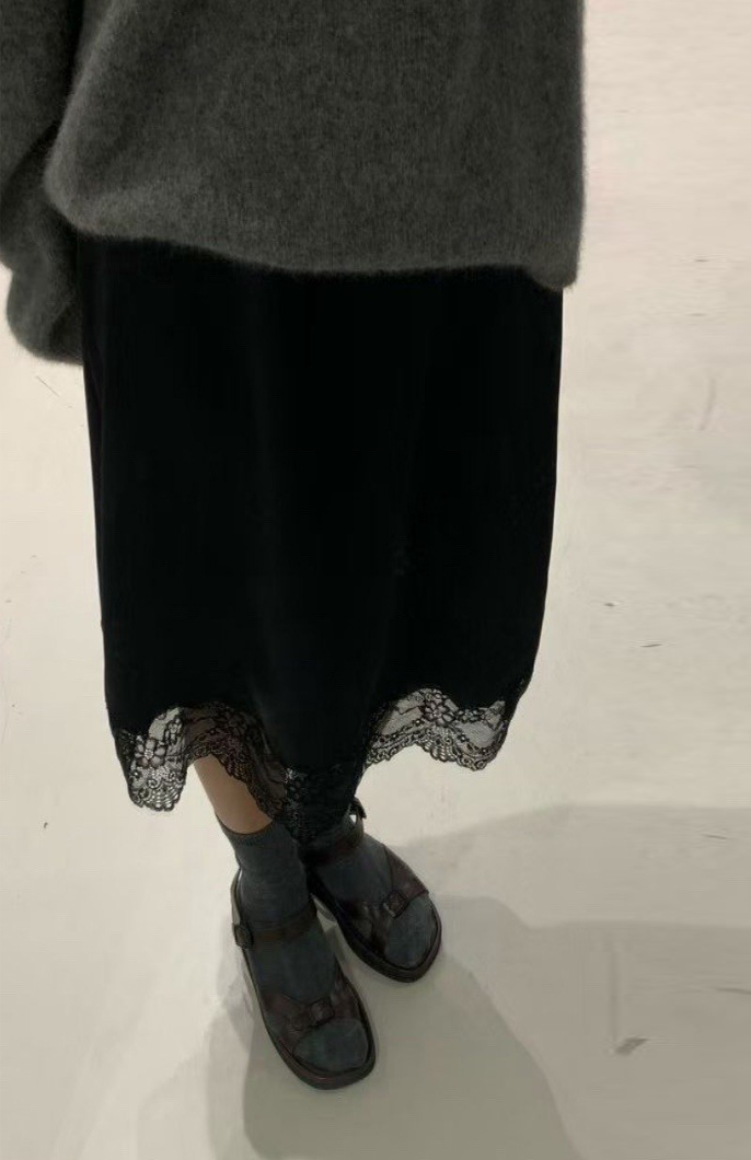 清爽家鬆緊腰下襬蕾絲裙