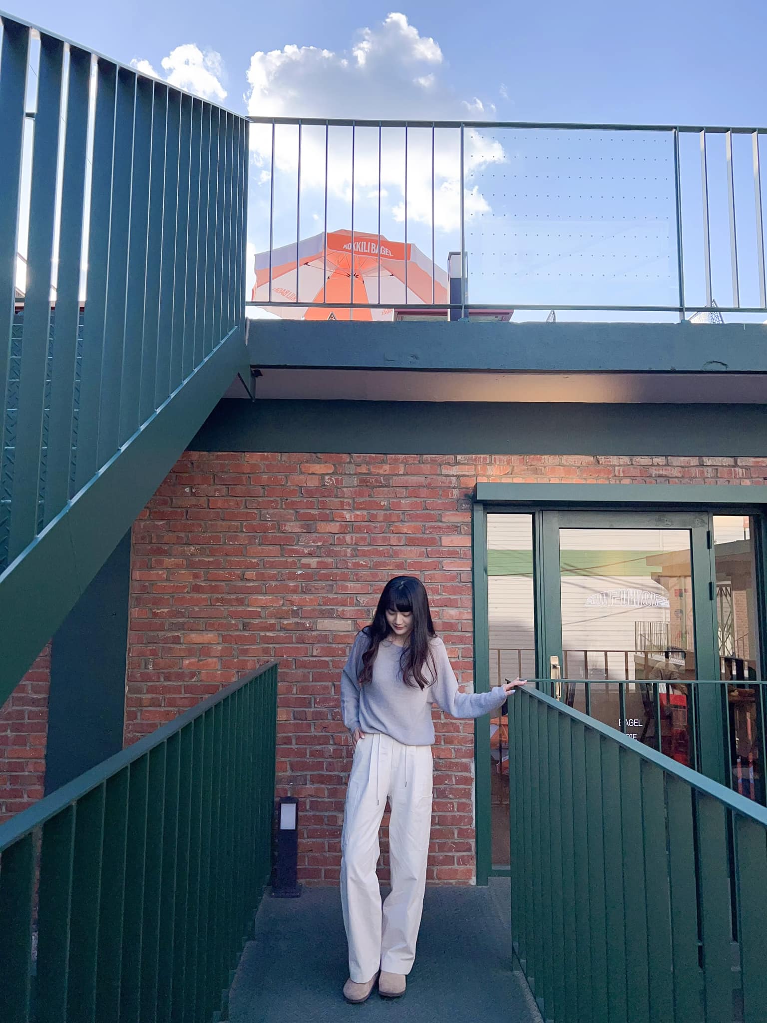 冬季牛皮面羊毛內裡拖鞋(鞋子恕無到付，無退換貨)