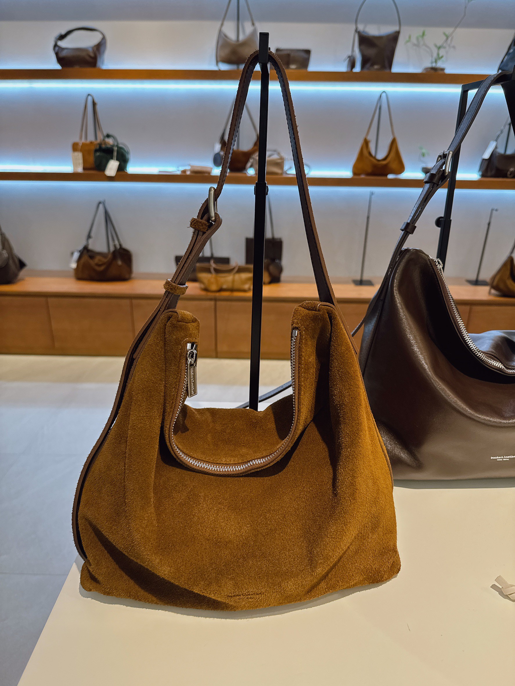 A10.日常大容量麂皮托特包