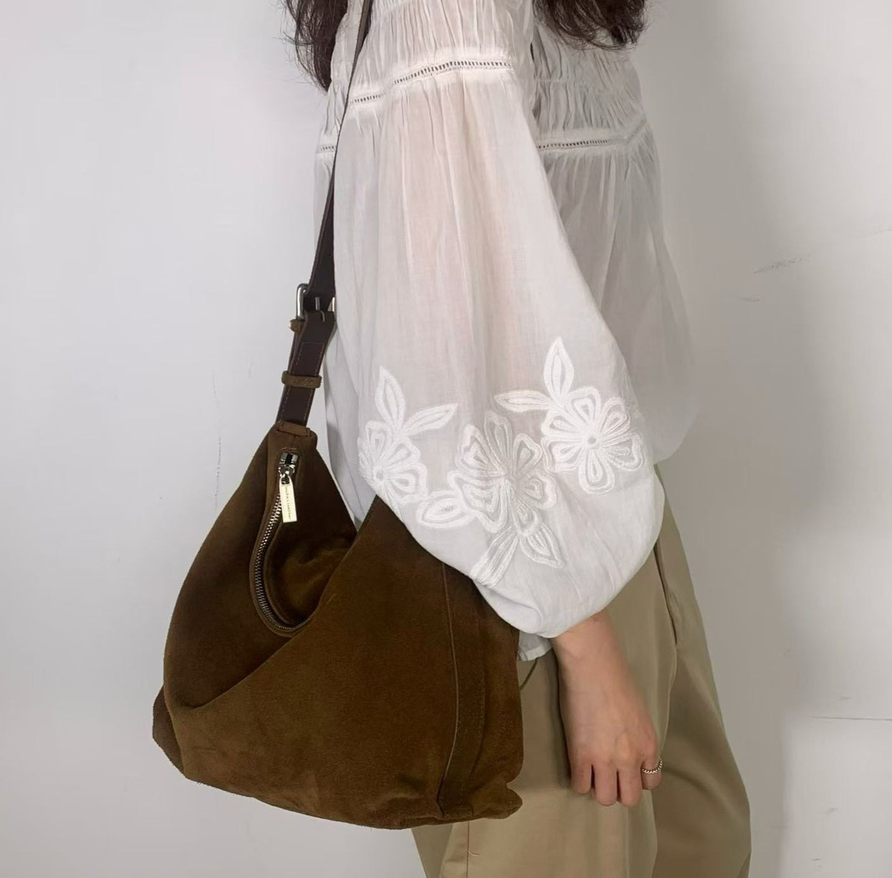 A10.日常大容量麂皮托特包