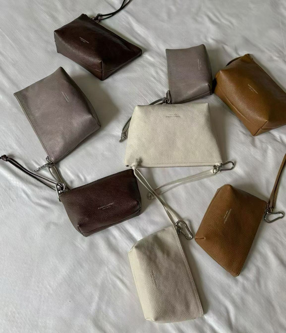 A05.質感真皮手拿收納(大)包