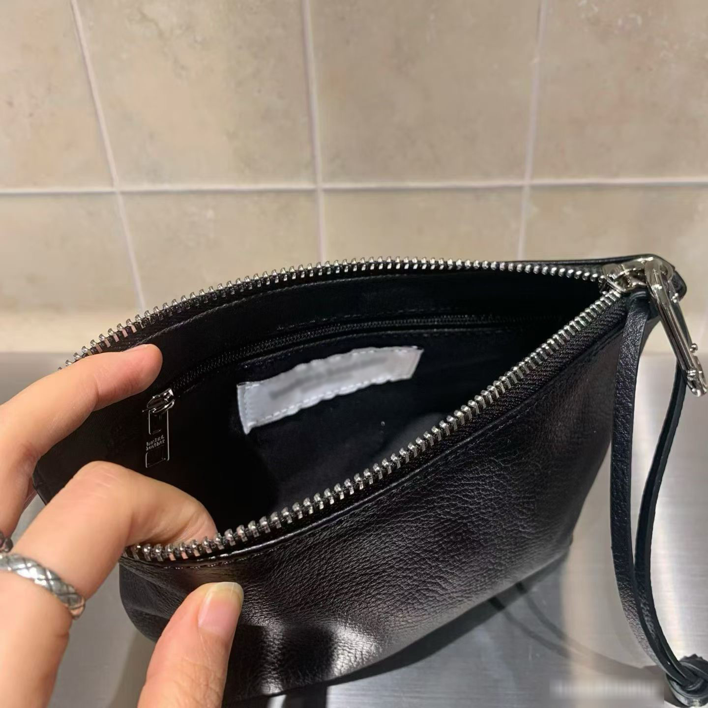 A05.質感真皮手拿收納(大)包