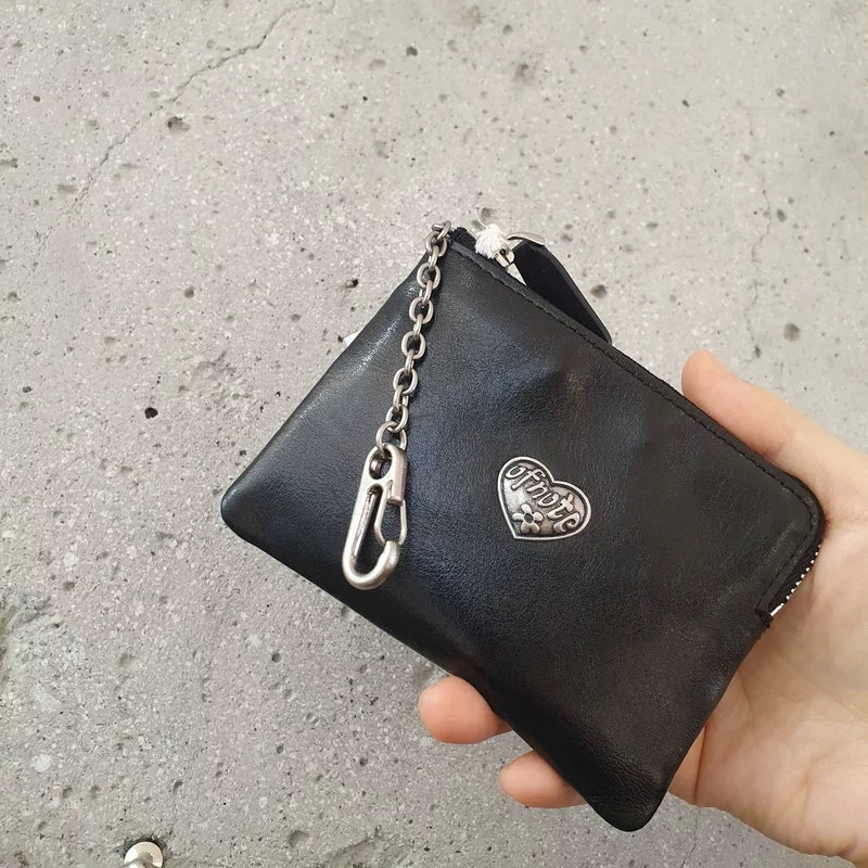 A118.側鍊條愛心羊皮亮面零錢包