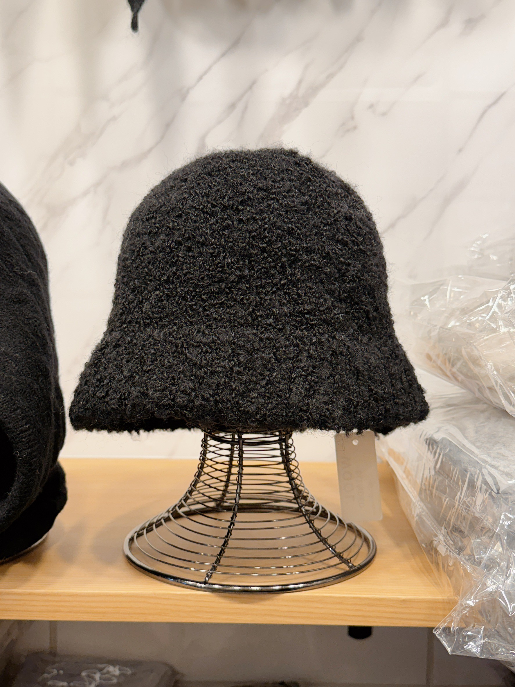 A37.QQ毛小臉羊毛帽