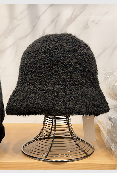 A37.QQ毛小臉羊毛帽