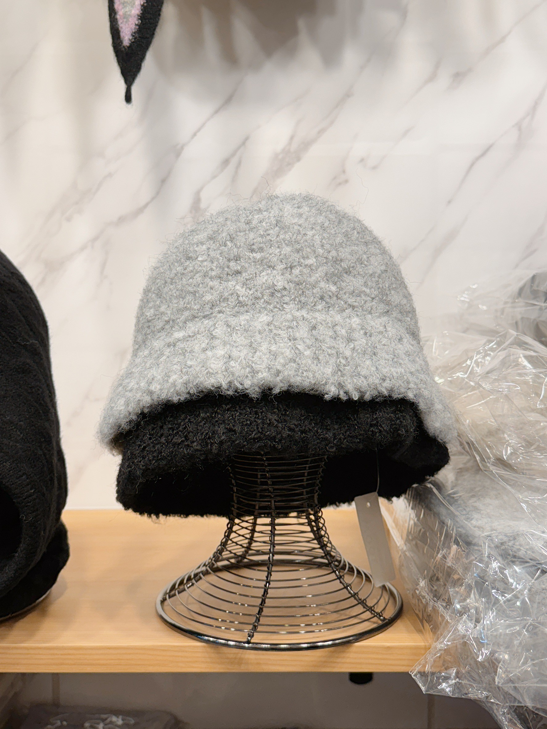 A37.QQ毛小臉羊毛帽