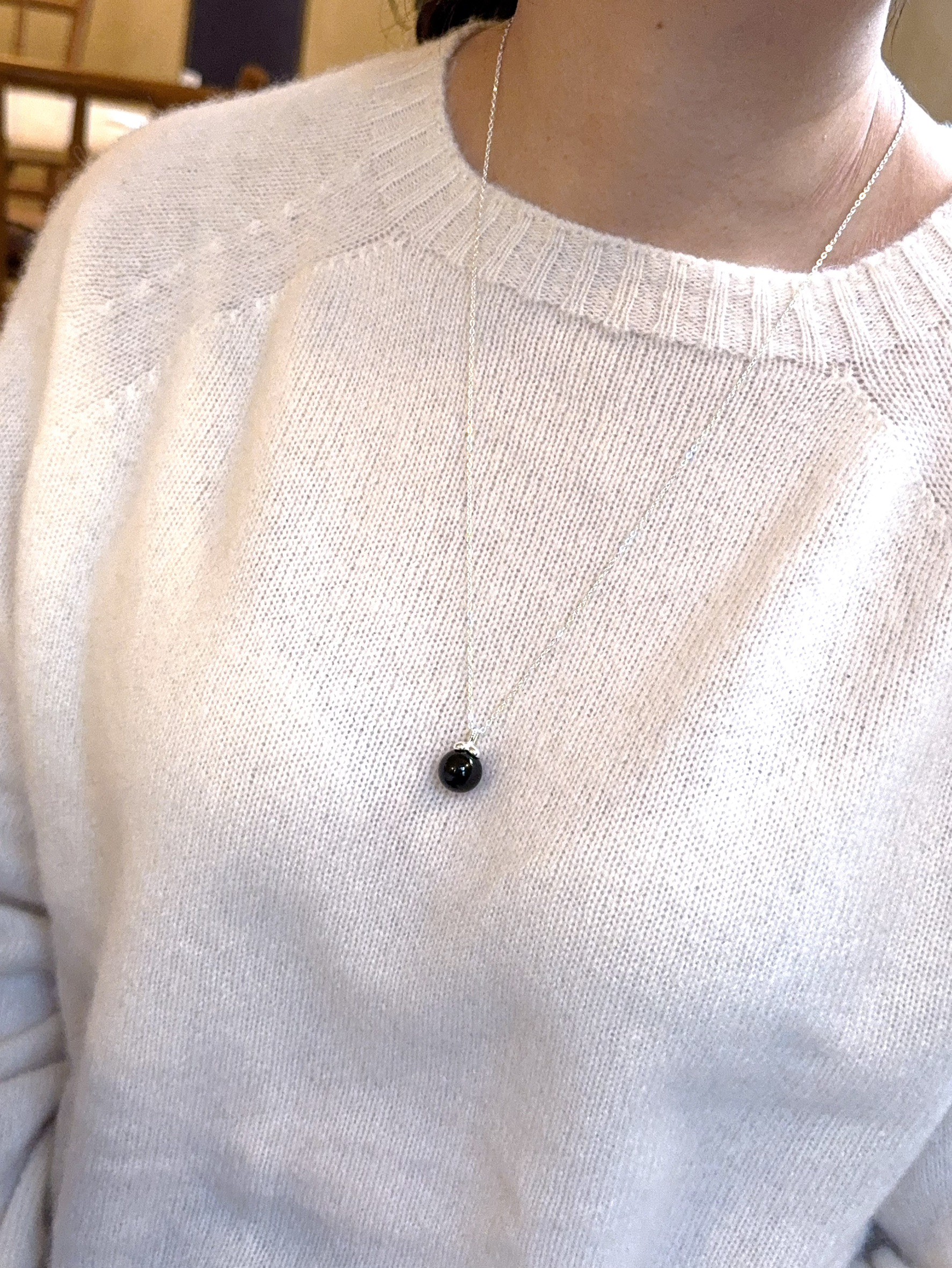 A37.925純銀月光圓珠項鍊