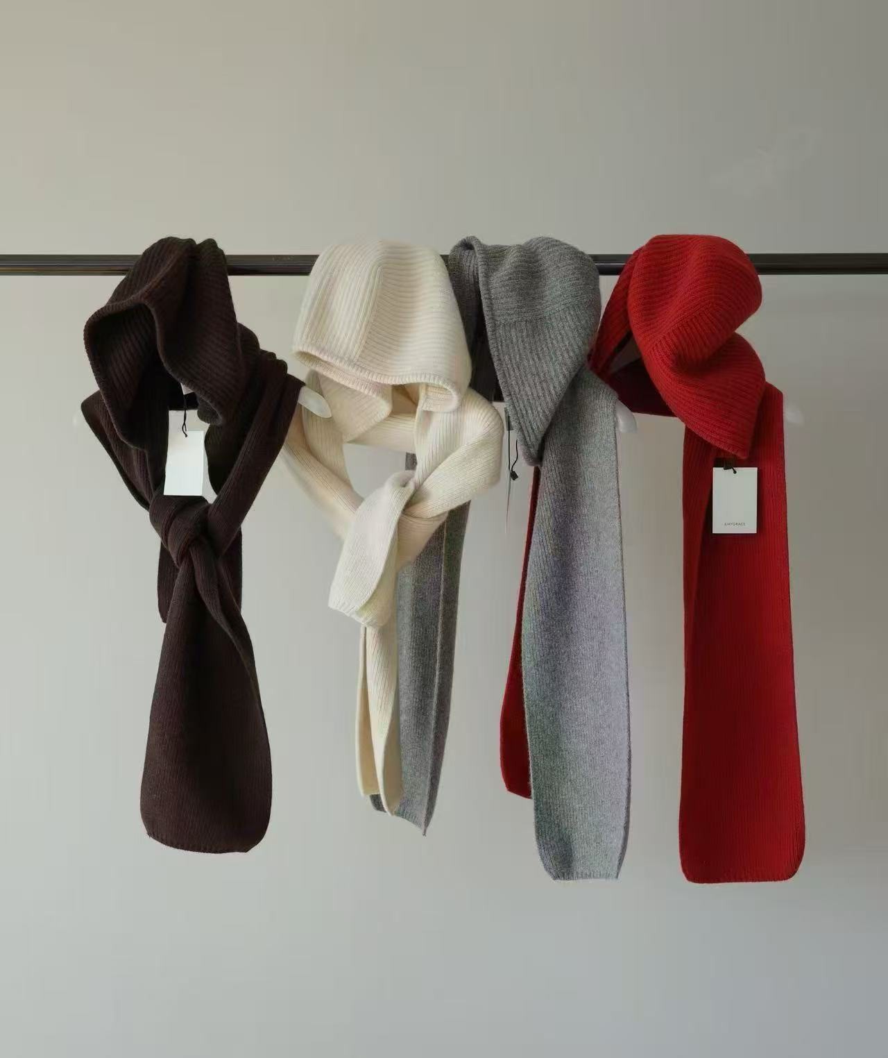 瘦瘦歐膩時尚連帽圍巾