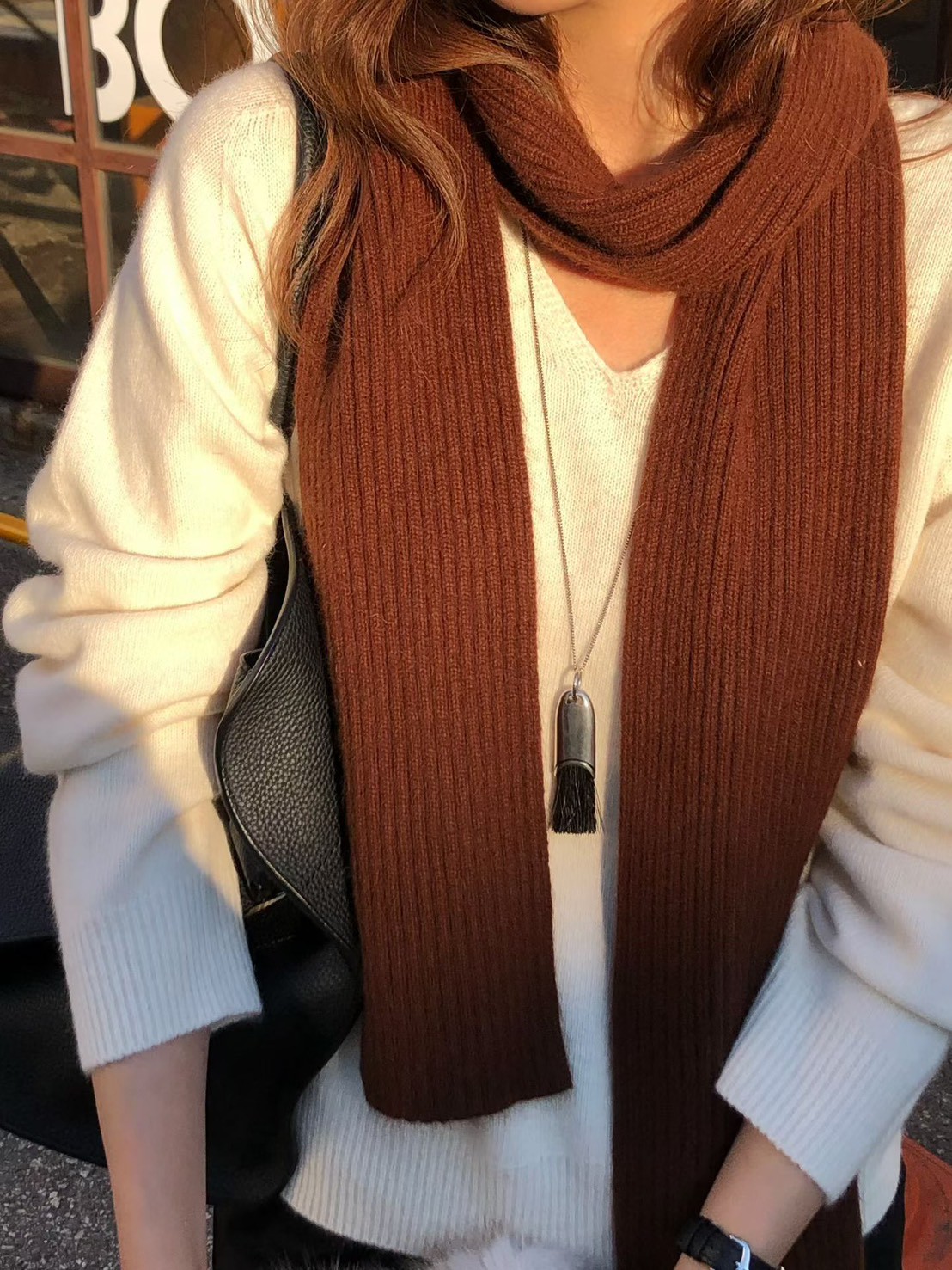 A21.大V家浣熊亮彩坑條圍巾