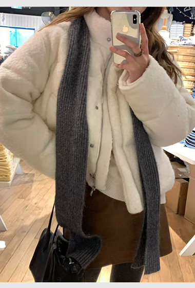 A21.大V家浣熊亮彩坑條圍巾