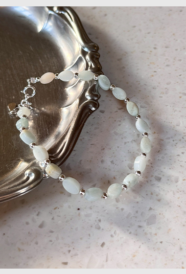 A32.925純銀橢圓天然石小銀珠手鍊