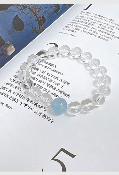 B78.沉靜白X海藍寶水晶手環