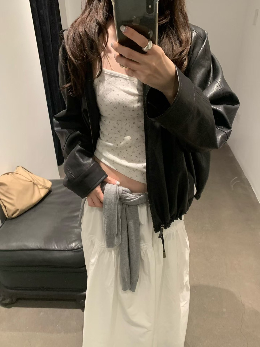 A97.小V家輕便傘狀PU皮外套