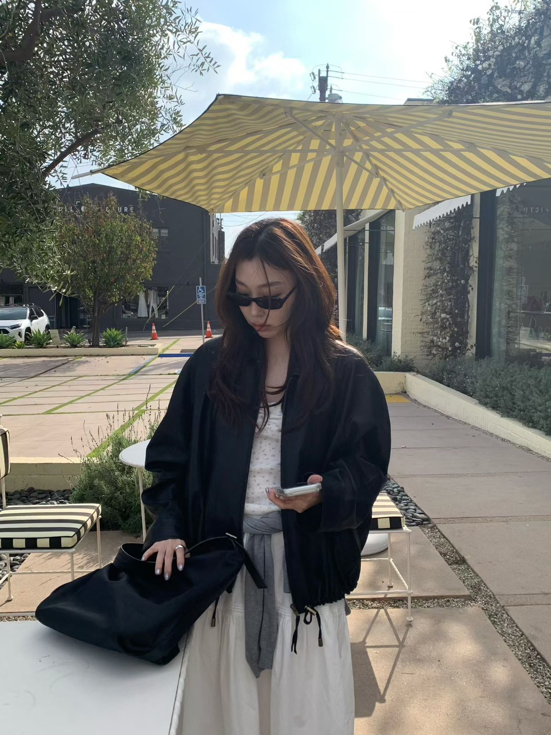 A97.小V家輕便傘狀PU皮外套