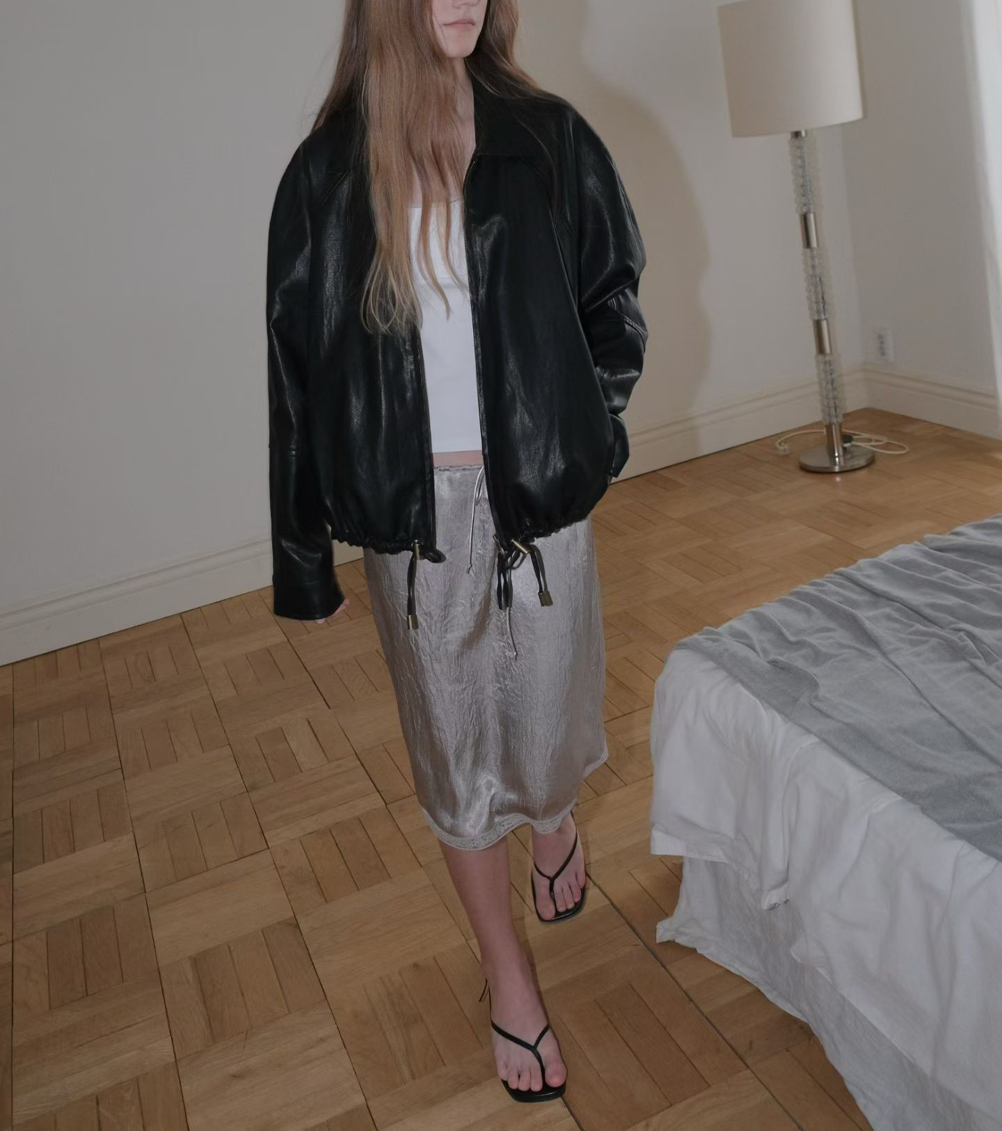 A97.小V家輕便傘狀PU皮外套