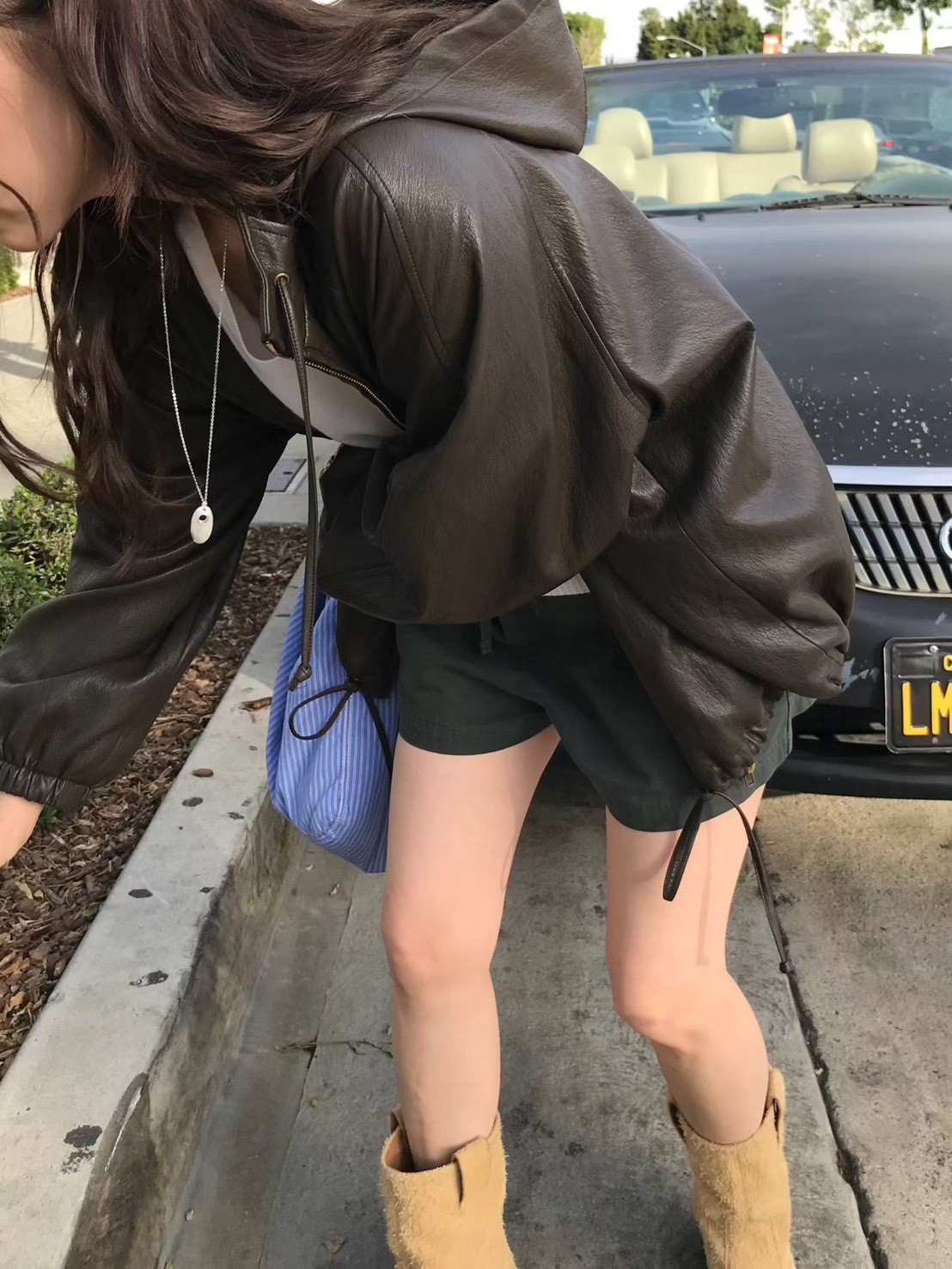 A98.小V家輕量連帽可拆PU皮外套