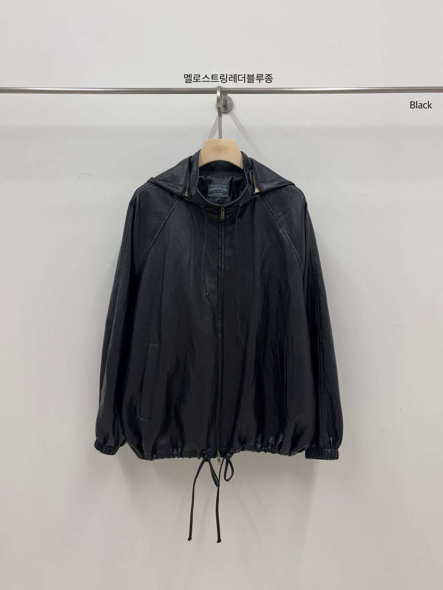 A98.小V家輕量連帽可拆PU皮外套