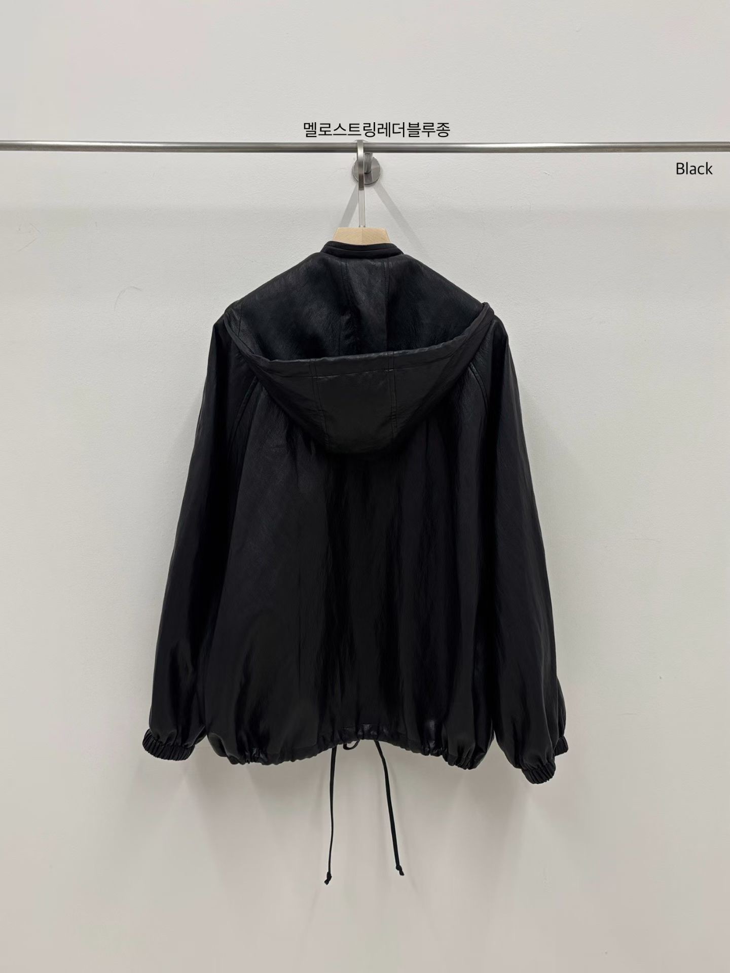 A98.小V家輕量連帽可拆PU皮外套